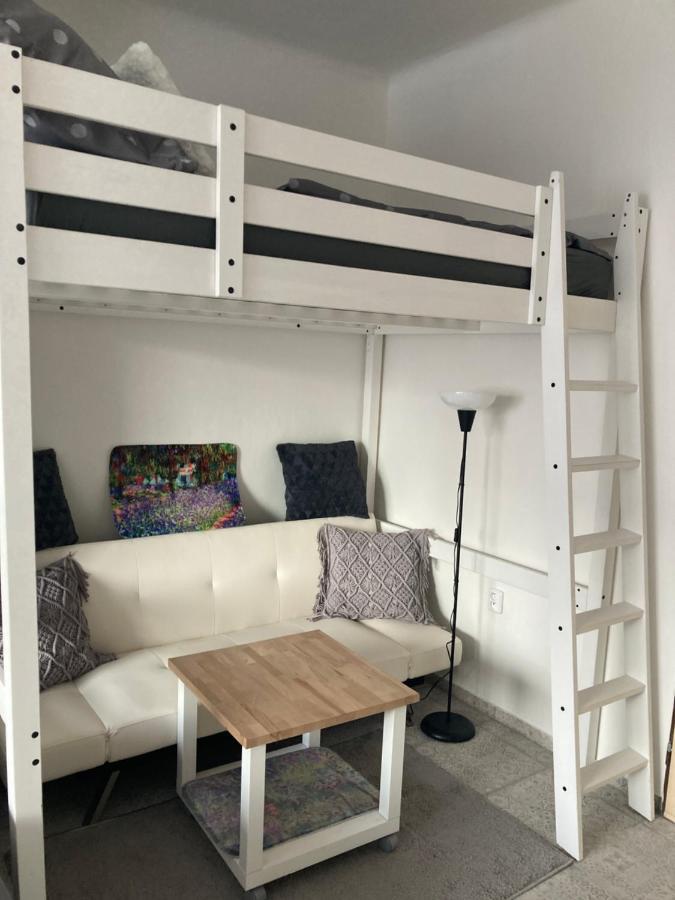 Artep Apartment Пилзен Екстериор снимка